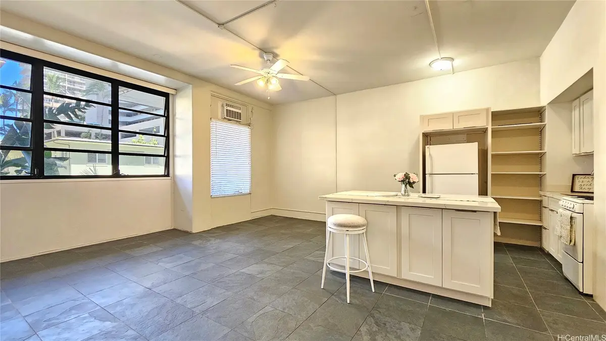 445 Kaiolu Street #104, Honolulu, HI 96815 - #1