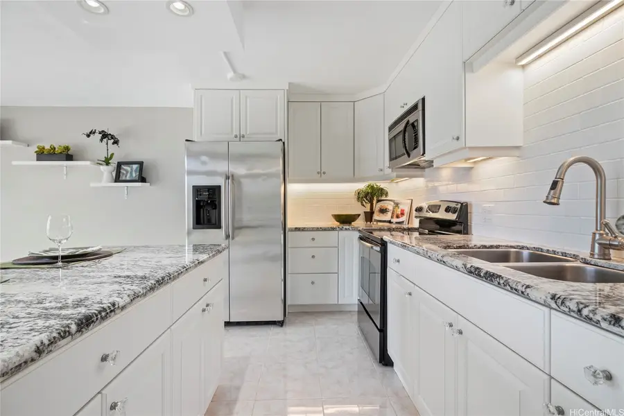 1511 Nuuanu Avenue #1223, Honolulu, HI 96817 - #3