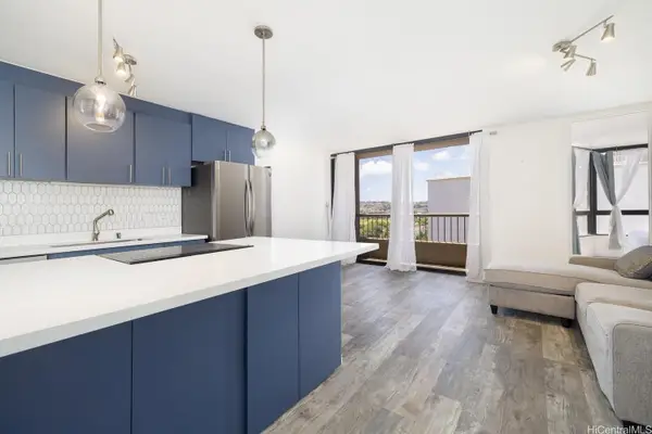 320 Liliuokalani Avenue #902, Honolulu, HI 96815