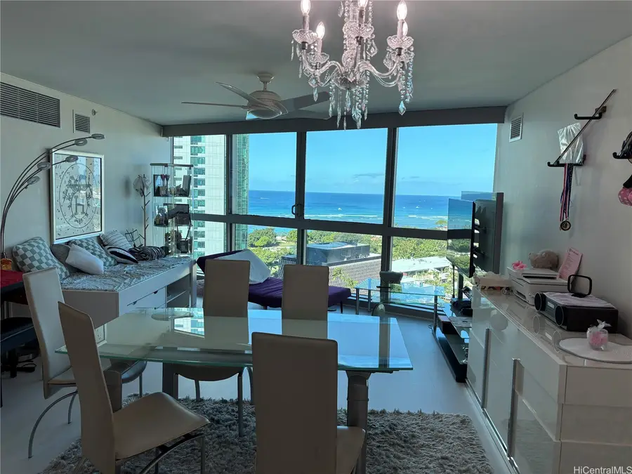 1177 Queen Street #2105, Honolulu, HI 96814 - #3