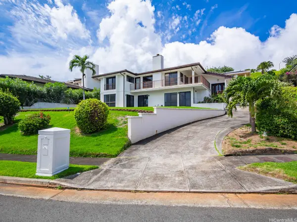 830 Ikena Circle, Honolulu, HI 96821