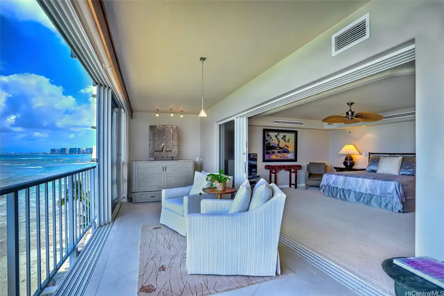 2801 Coconut Avenue #5 B/C, Honolulu, HI 96815 - #3