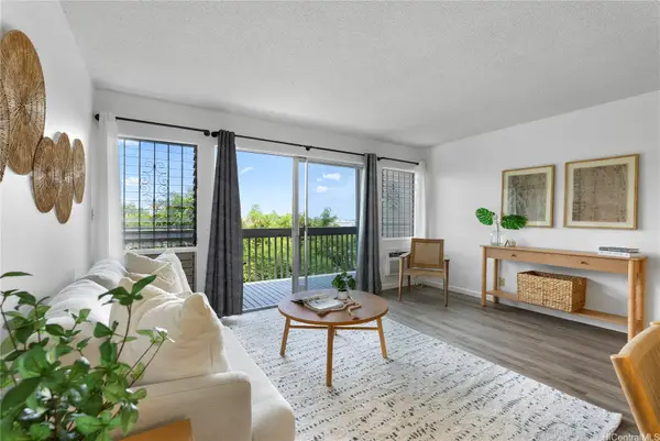 98-1451 Kaahumanu Street #E221, Aiea, HI 96701
