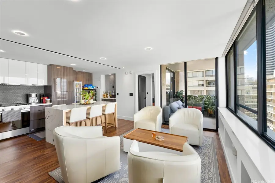 2215 Aloha Drive #DH1101, Honolulu, HI 96815 - #2