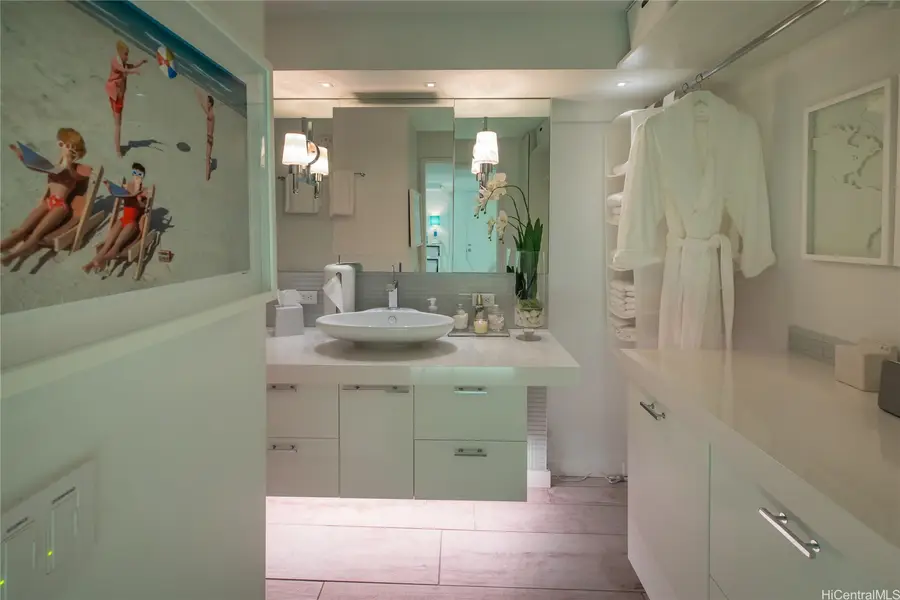 2572 Lemon Road #703, Honolulu, HI 96815 - #3