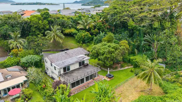 46-258 Kamehameha Highway, Kaneohe, HI 96744