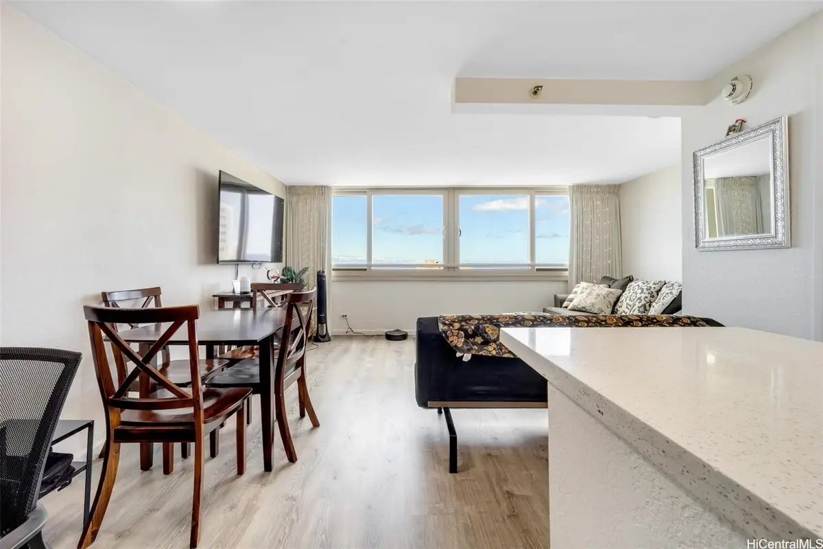 445 Seaside Avenue #3820, Honolulu, HI 96815 - #1
