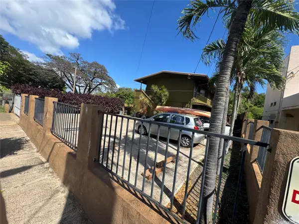 94-335 Pupuole Street, Waipahu, HI 96797