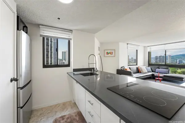 300 Wai Nani Way #II1918, Honolulu, HI 96815