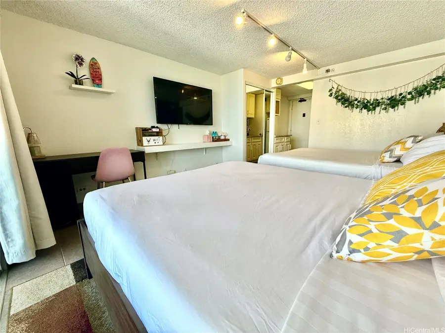 445 Seaside Avenue #1907, Honolulu, HI 96815 - #2