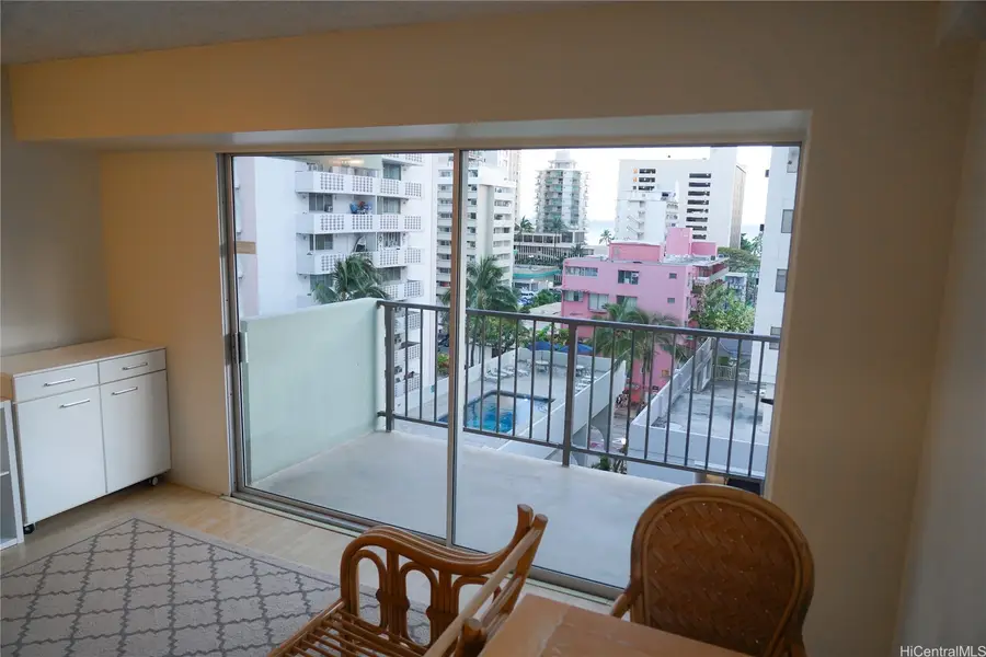 2440 Kuhio Avenue #712, Honolulu, HI 96815 - #3