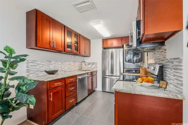 700 Richards Street #802, Honolulu, HI 96813