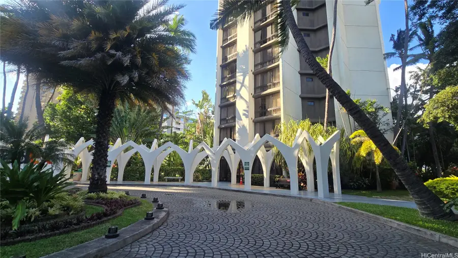 300 Wai Nani Way #II 1213, Honolulu, HI 96815 - #3