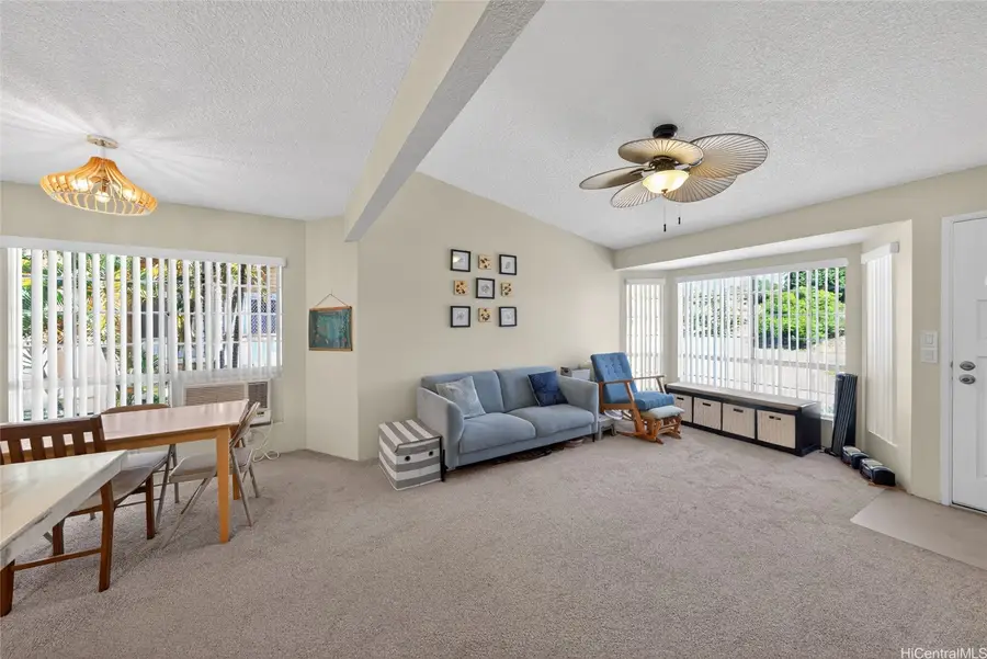 594 Mananai Place #21W, Honolulu, HI 96818 - #2
