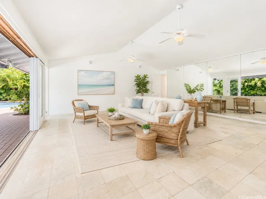 653 Ulumaika Street, Honolulu, HI 96816 - #2