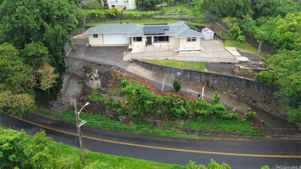 2490 Tantalus Drive, Honolulu, HI 96813