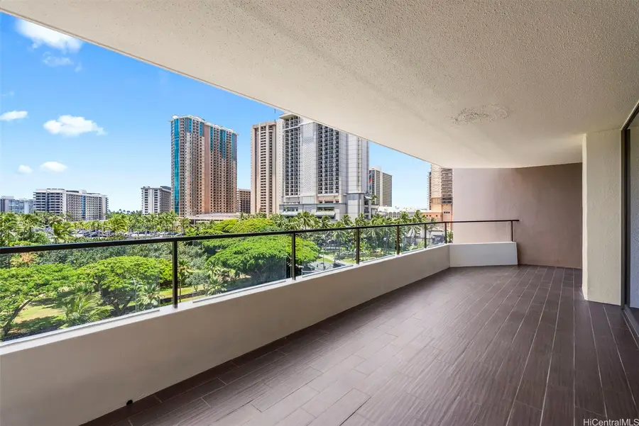1910 Ala Moana Boulevard #7B, Honolulu, HI 96815 - #2