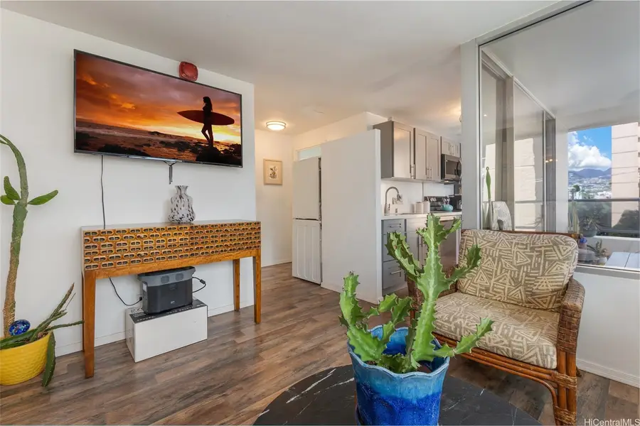 2421 Tusitala Street #401, Honolulu, HI 96815 - #3