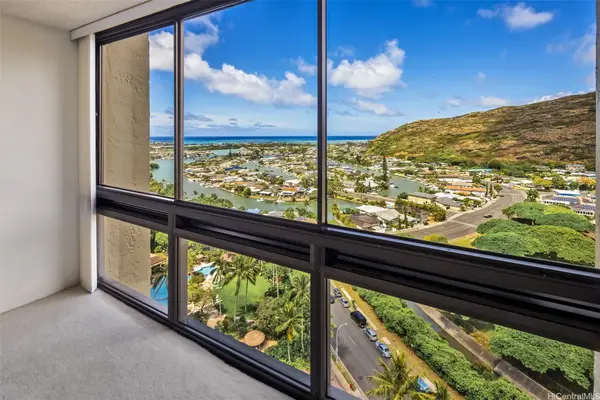 521 Hahaione Street #2-18K, Honolulu, HI 96825