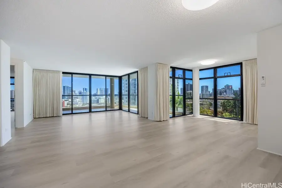 1015 Wilder Avenue #503, Honolulu, HI 96822 - #2