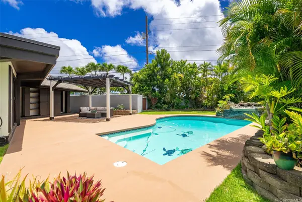 7081 Kalanianaole Highway, Honolulu, HI 96825