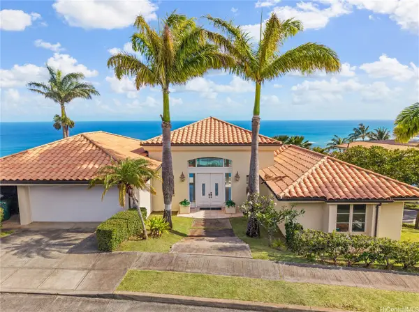 559 Moaniala Street, Honolulu, HI 96821