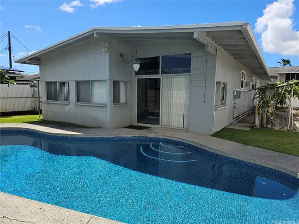 742-A Kaipii Street, Kailua, HI 96734