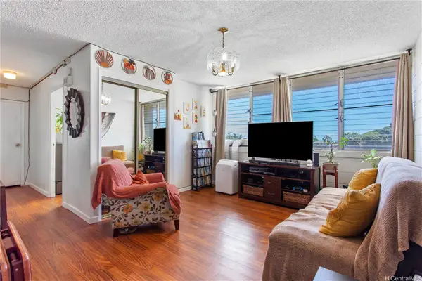 2977 Ala Ilima Street #801, Honolulu, HI 96818
