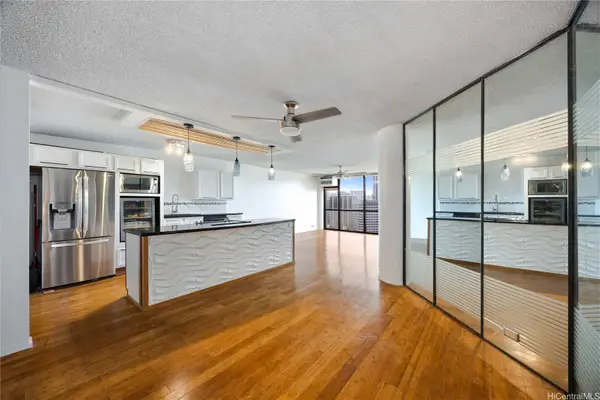60 N Beretania Street #2201, Honolulu, HI 96817