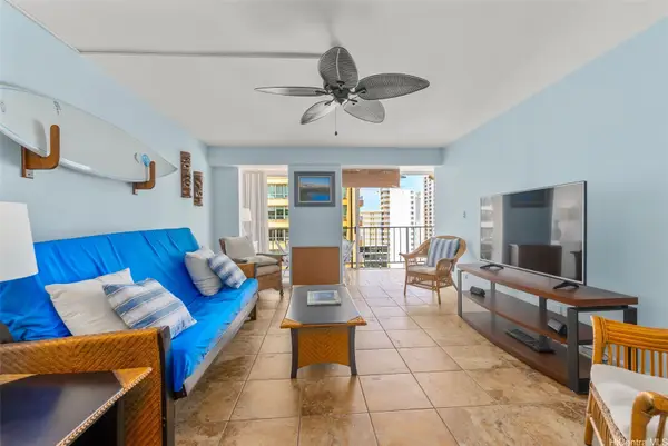 2575 Kuhio Avenue #1401, Honolulu, HI 96815