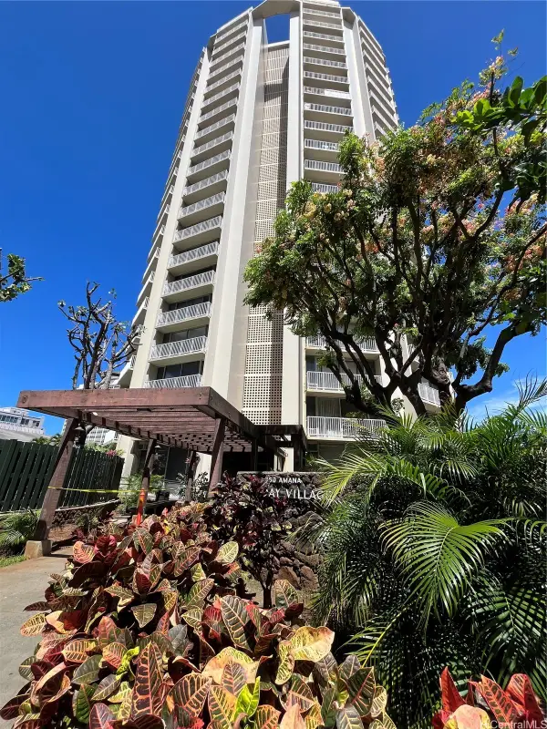 750 Amana Street #2005, Honolulu, HI 96814