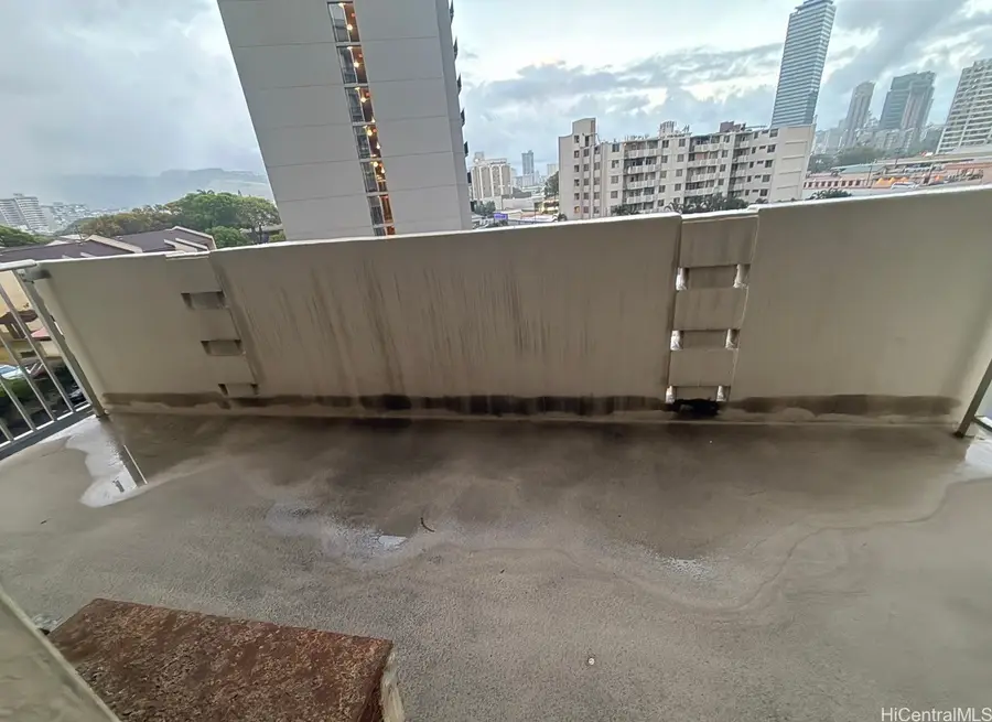 1624 Kanunu Street #502, Honolulu, HI 96814 - #3