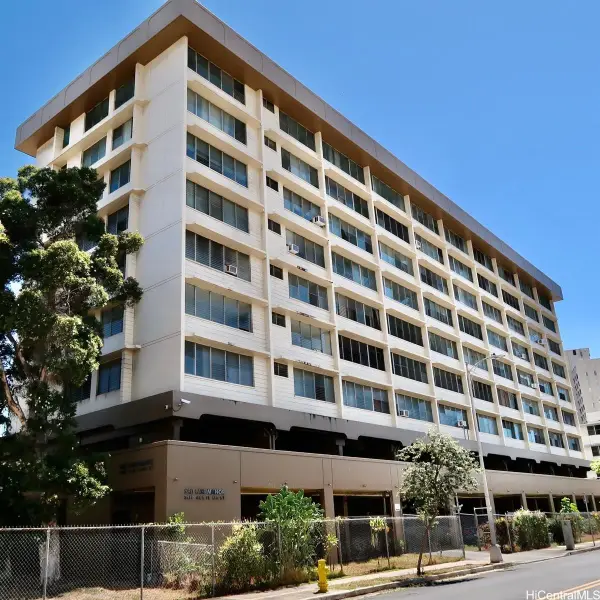 2977 Ala Ilima Street #302, Honolulu, HI 96818