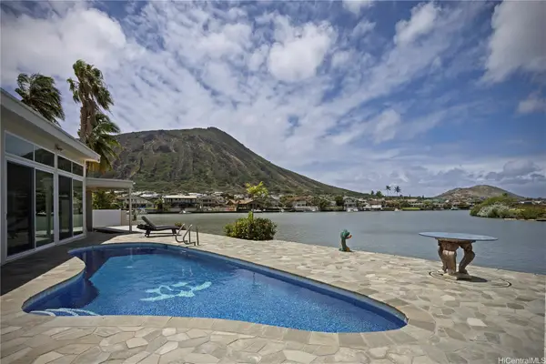 6977 Niumalu Loop, Honolulu, HI 96825
