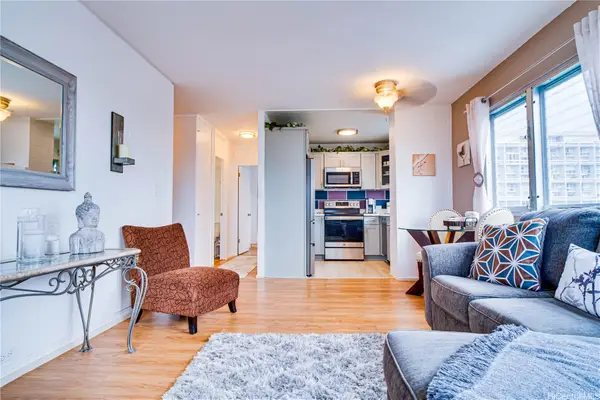 509 University Avenue #908, Honolulu, HI 96826
