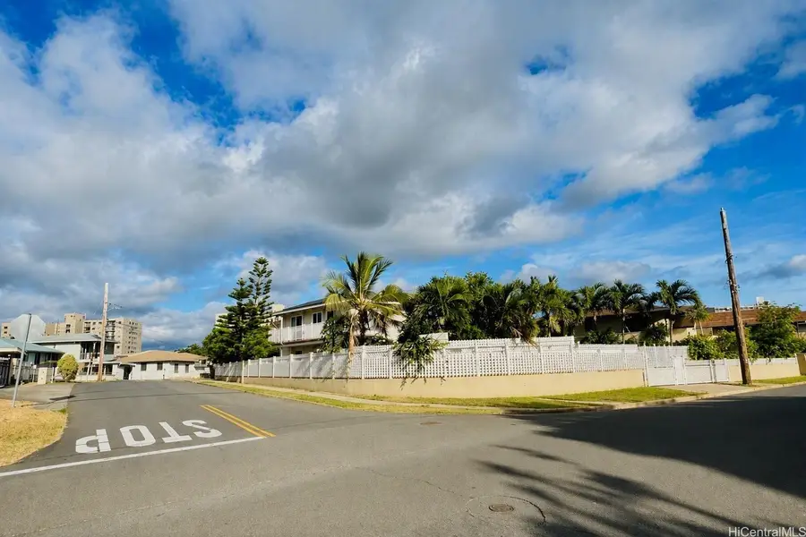 94-1035 Kahuailani Street, Waipahu, HI 96797 - #2