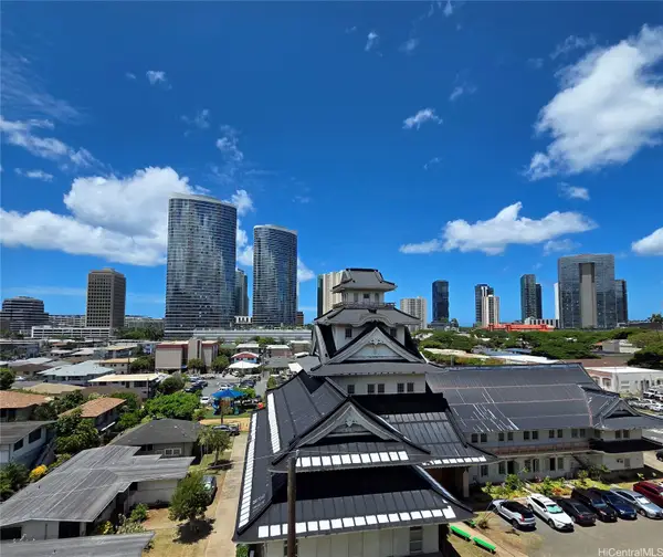 1122 Elm Street #707, Honolulu, HI 96814