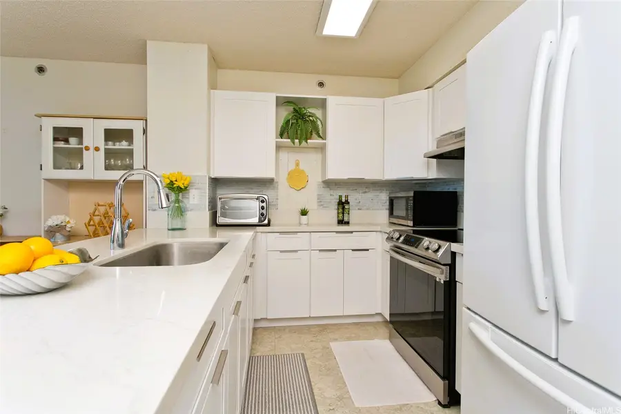 1133 Waimanu Street #1004, Honolulu, HI 96814 - #3