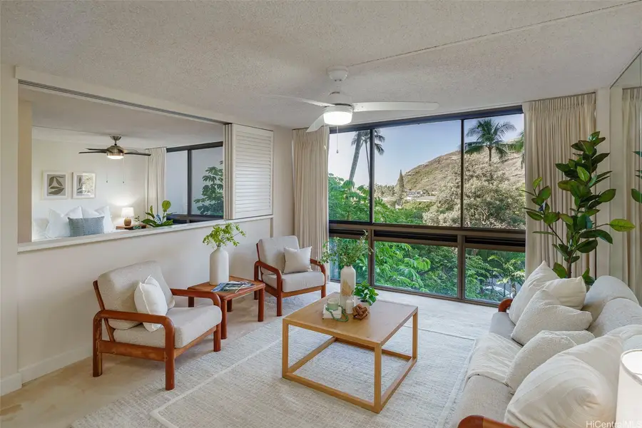 521 Hahaione Street #2/4F, Honolulu, HI 96825 - #3