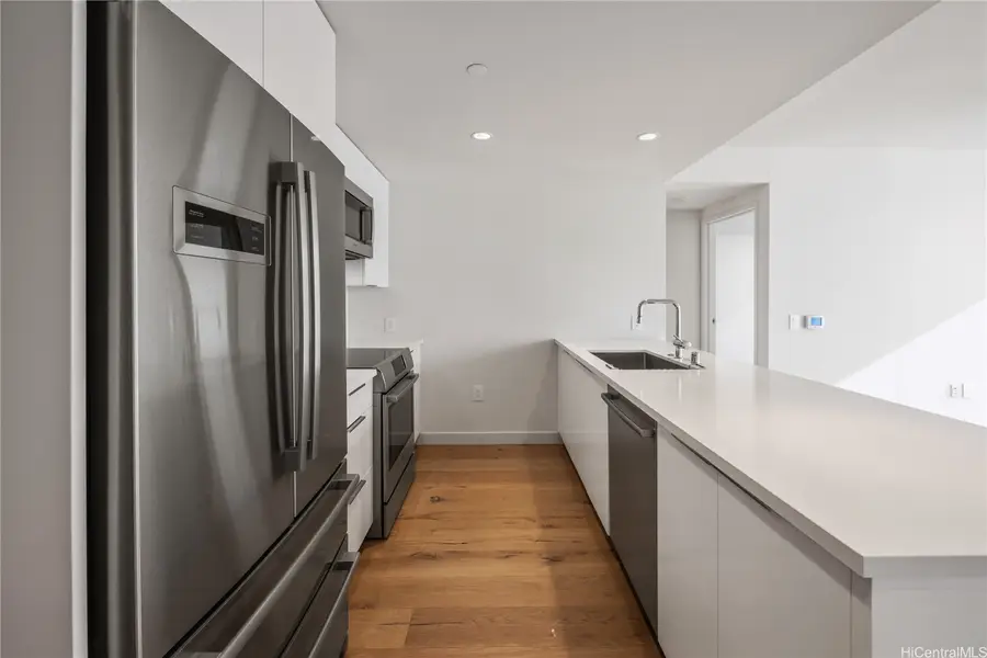 1001 Queen Street #2605, Honolulu, HI 96814 - #3