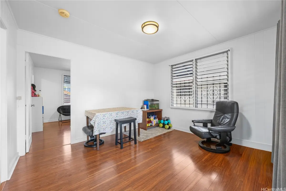 631 Hausten Street #4, Honolulu, HI 96826 - #1