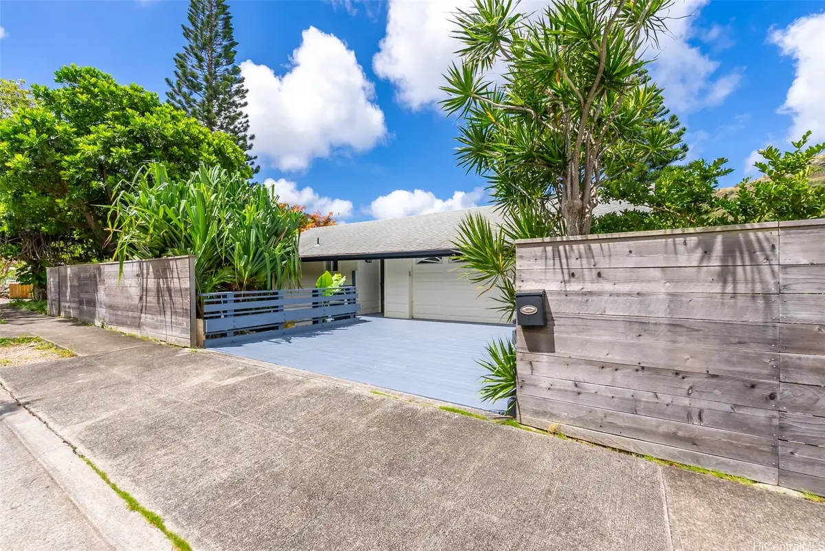 864 Nana Honua Street, Honolulu, HI 96825 - #1