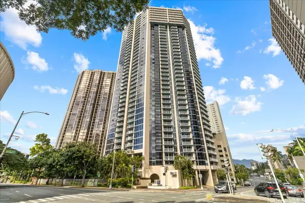 1212 Nuuanu Avenue #1306, Honolulu, HI 96817