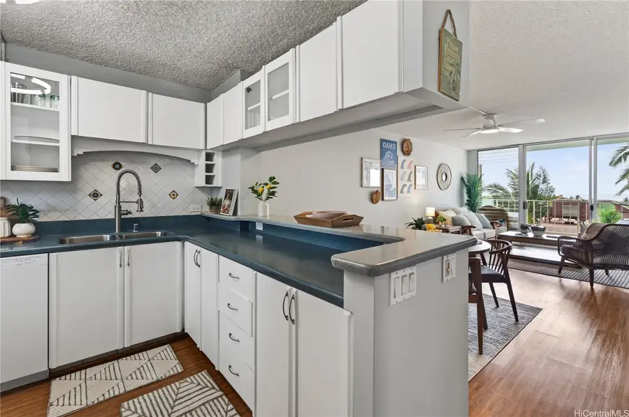 204 Kapahulu Avenue #604, Honolulu, HI 96815 - #3