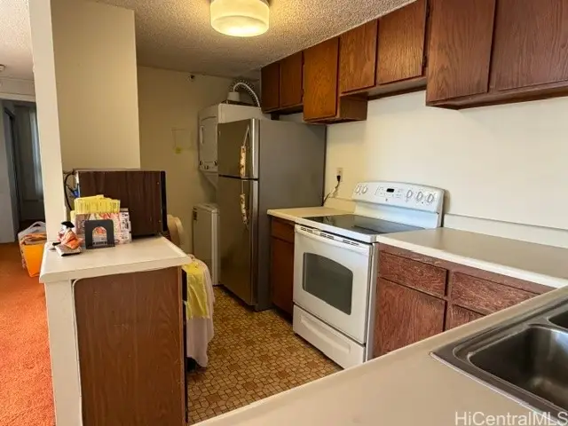 2724 Kahoaloha Lane #2401, Honolulu, HI 96826 - #3