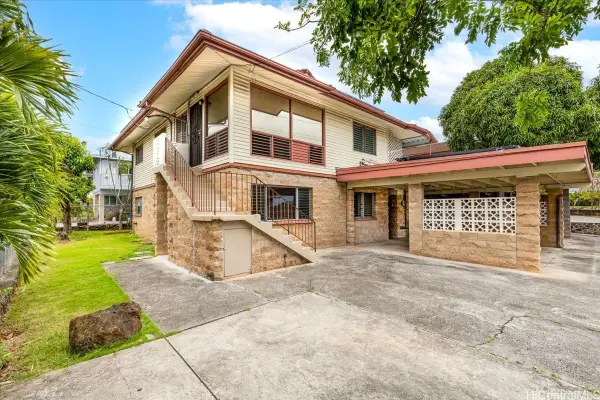 1250 Hala Drive, Honolulu, HI 96817