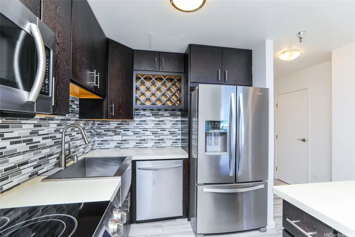 725 Kapiolani Boulevard #802, Honolulu, HI 96813 - #1