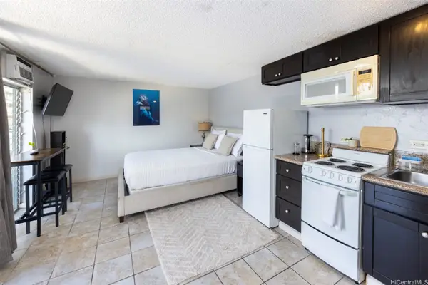 441 Lewers Street #601, Honolulu, HI 96815