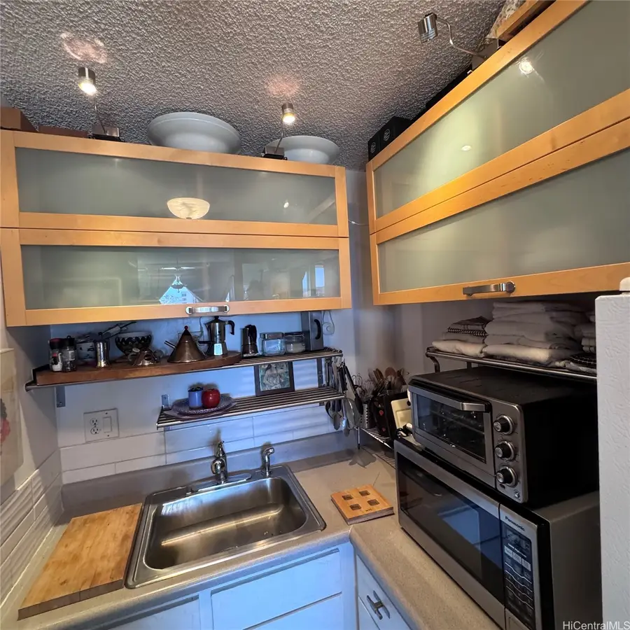 1624 Dole Street #1104, Honolulu, HI 96822 - #3