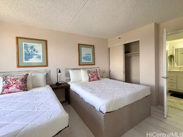 201 Ohua Avenue #3403 T2 (NUC), Honolulu, HI 96815 - #1